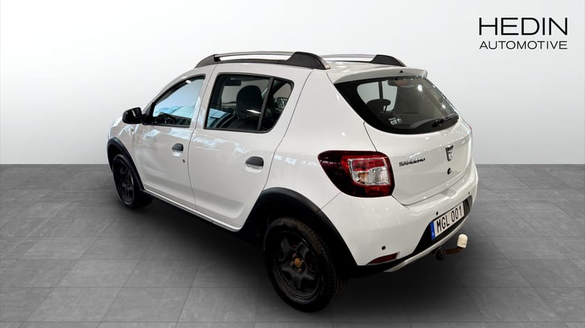 Bild 4 av Dacia Sandero Stepway 0.9 TCe Manuell, 90hk, Dragkrok, 2016
