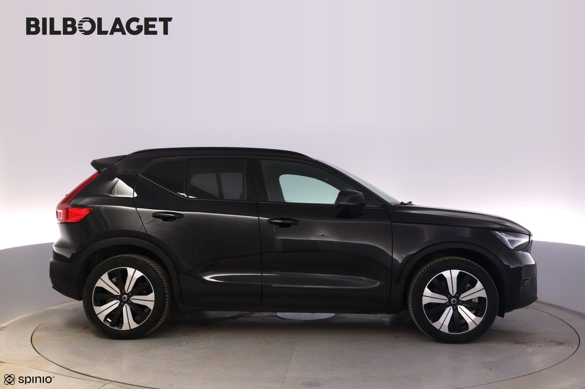 Volvo XC40 2023 - miniatyr 2