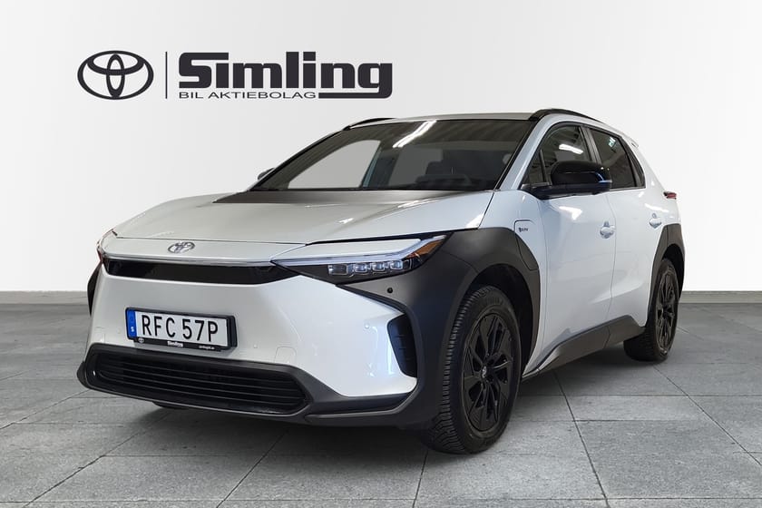 Bild 1 av Toyota bZ4X 71.4 kWh AWD Style Edition / Vinterhjul