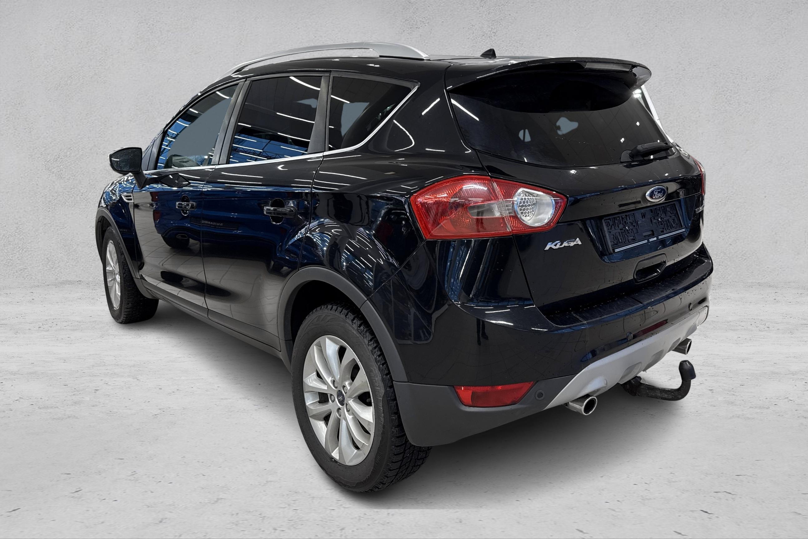 Thumnail bilde 2 av Ford Kuga