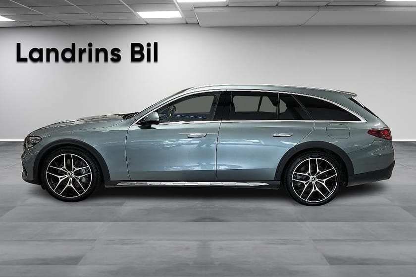 Bild 4 av Mercedes-Benz E 300 de 4MATIC All-Terrain Avantgarde Premium