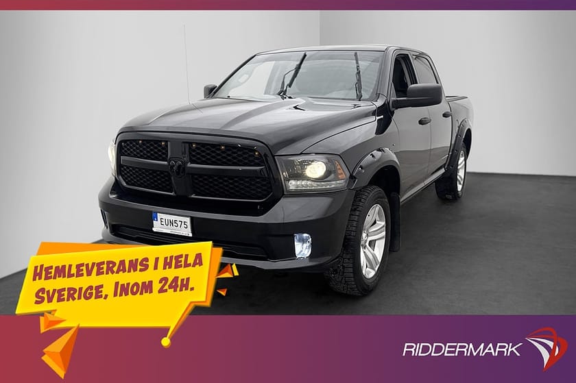 Bild 3 av RAM 1500 Crew Cab Dodge Sport Black Style 5.7 V8 Drag B-Kamera Skinn