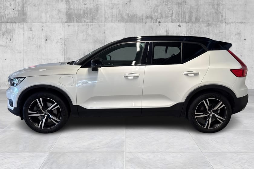 Bilde 2 av Volvo XC40 T5 Twin Engine/R-design/Krok/360/Headup/Panorama++