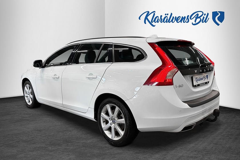 Bild 4 av Volvo V60 D4 Classic Momentum Euro 6 (190hk) Drag VoC D-värm