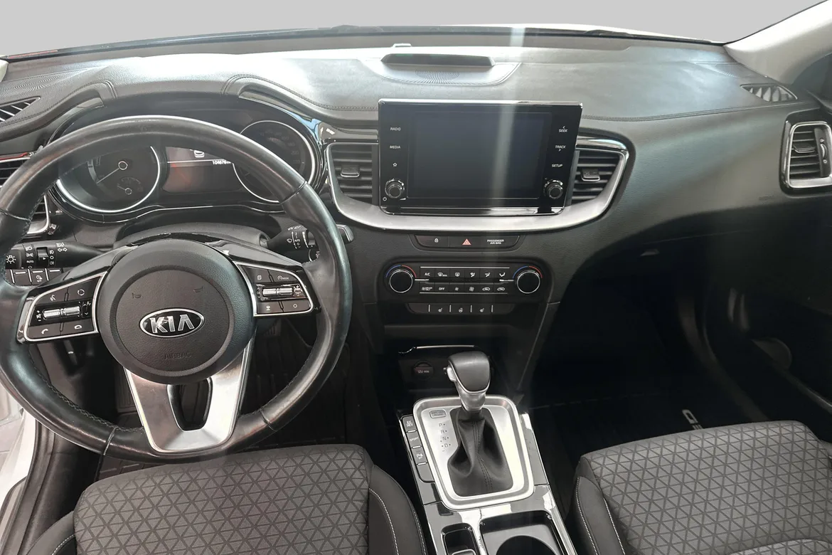 picture of a car