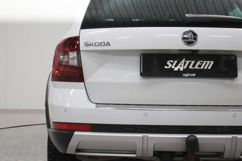 Bilde 4 av Škoda Octavia Scout Oct3fl stv sco d184 4x4dsgkamp H.FESTE|PARK.SENS|18"+