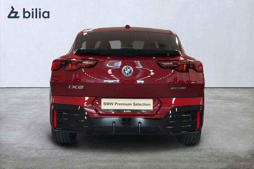 Bild 5 av BMW iX2 xDrive30 xDrive 30 M-sport | Drag | Backkamera | Aktiv farth.