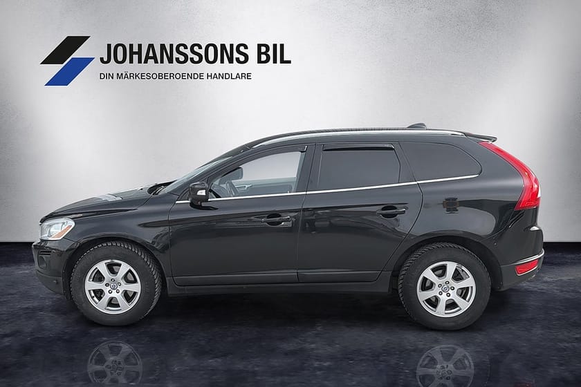 Bild 2 av Volvo XC60 D5 AWD Summum D-värmare Drag Helskinn SoV-däck BLIS