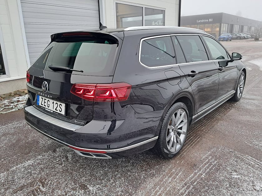 Bild 4 av Volkswagen Passat Sportscombi 4MOTION R-LINE TDI 200HK 4x4