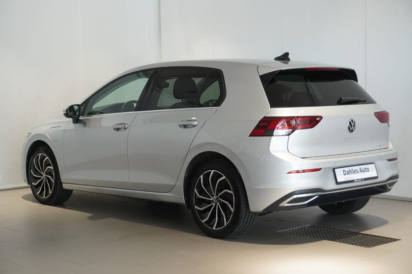 Bilde 4 av Volkswagen Golf eHybrid 8 style      dsg