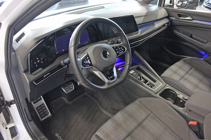 Bild 2 av Volkswagen Golf GTE 1.4 TSi Cockpit Navi Blis Rattvärme V-Hjul 1-Ägare