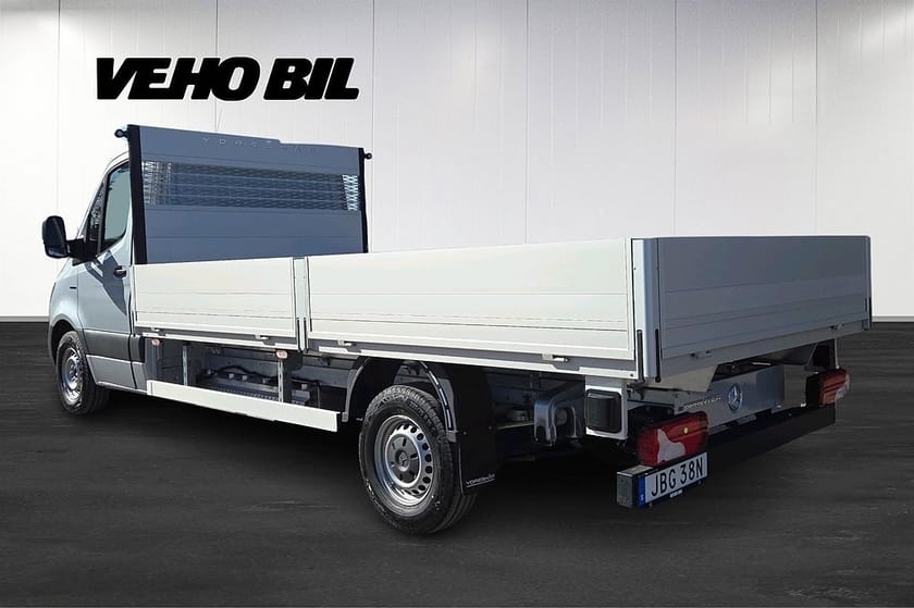Bild 4 av Mercedes-Benz eSprinter 420 Chassi 81 kWh 113 Flak /44 mils räckvidd
