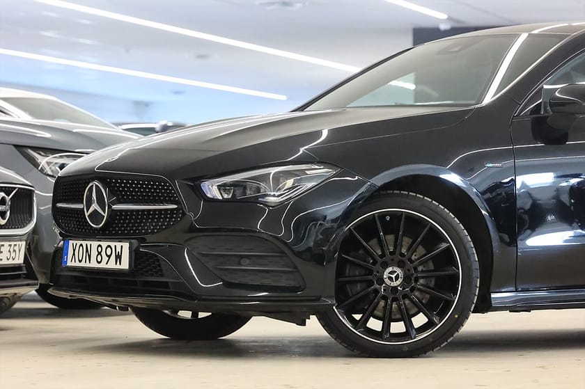 Bild 4 av Mercedes-Benz CLA 250 e 218hk AMG Pano Värmare Widescreen