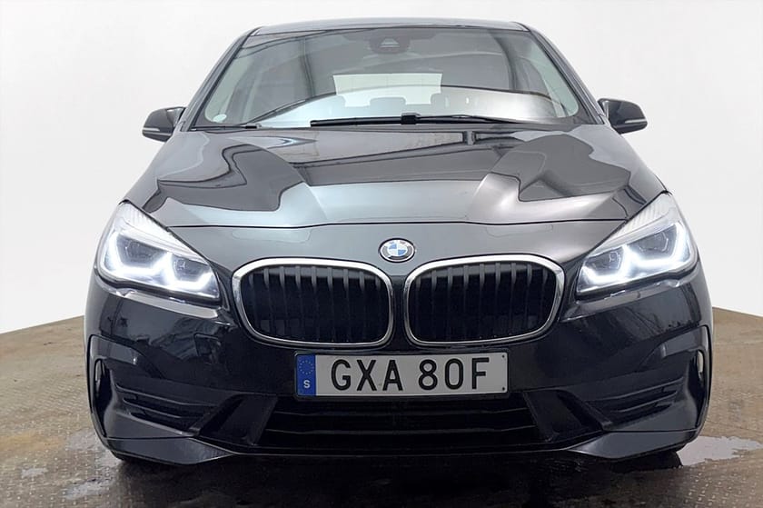 Bild 3 av BMW 225xe Active Tourer Tour Business Connected Head-Up Navi MOMS 220hk