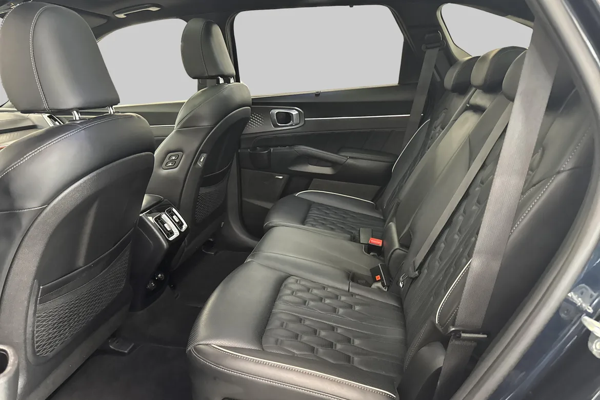 picture of a car