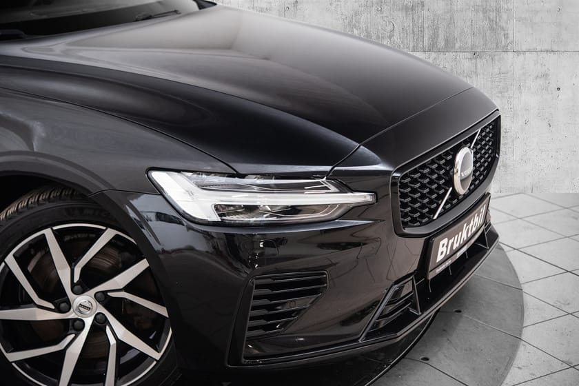Bilde 2 av Volvo V60 Recharge T6 Plus Dark KROK|H&K|SUB|TONEDE
