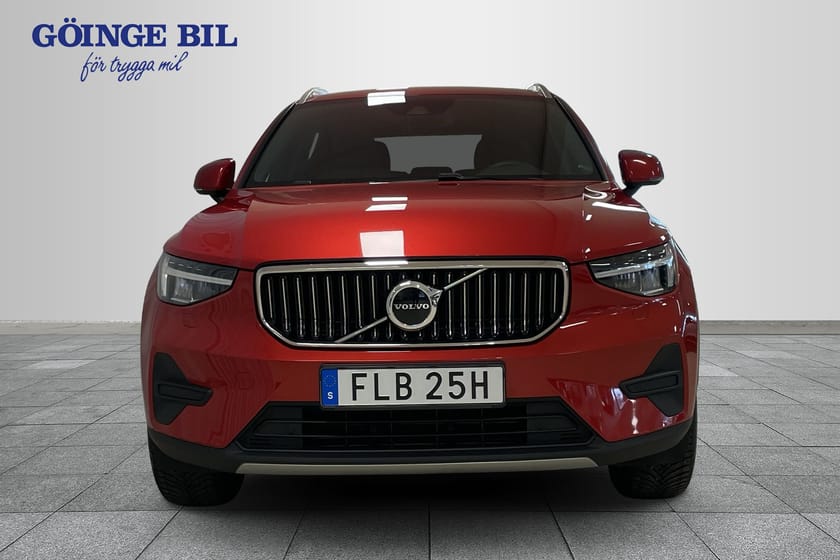 Bild 3 av Volvo XC40 Recharge T4 Core Bright Navi/ Kamera/ Tonade/ Förarstöd