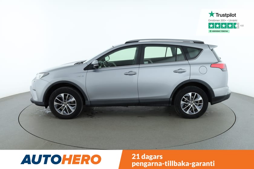 Bild 2 av Toyota RAV4 Hybrid AWD / Dragkrok, Rattvärme
