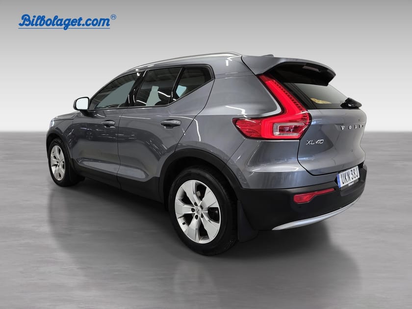 Bild 3 av Volvo XC40 D4 AWD Momentum Advanced Edition