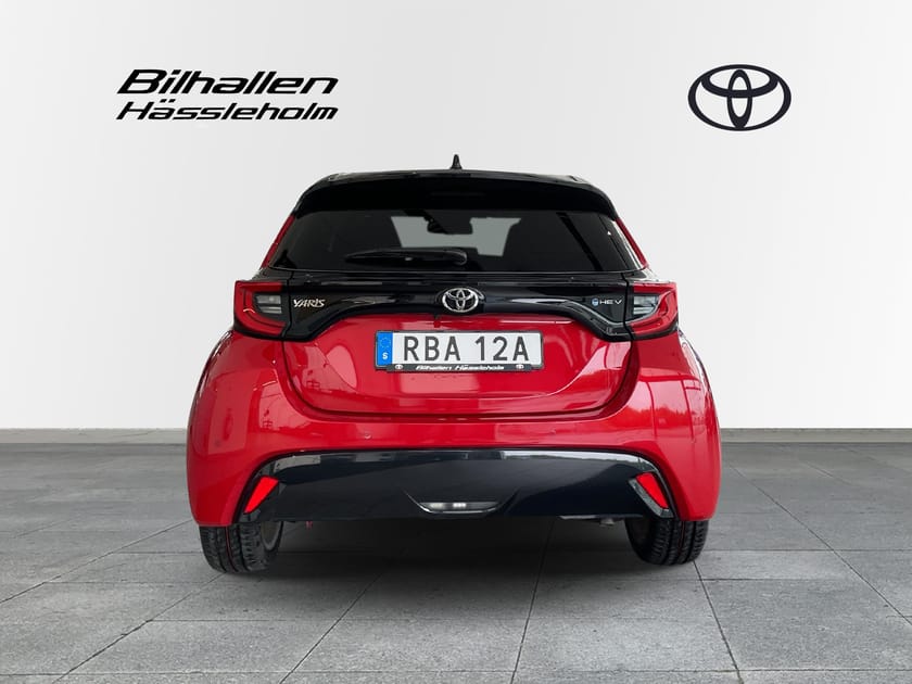 Bild 4 av Toyota Yaris Hybrid 130HK Style Bi-Tone