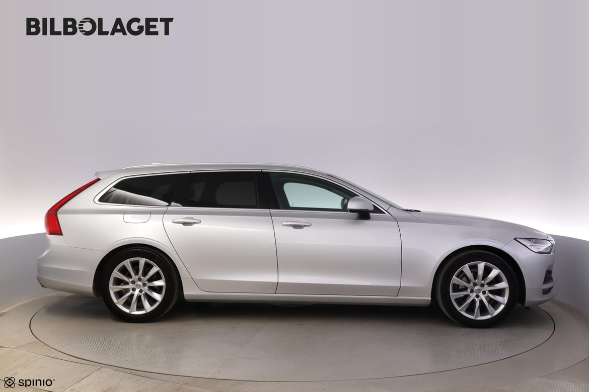 Volvo V90 2018 - miniatyr 2