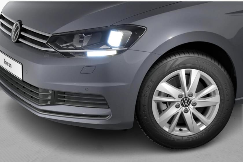 Bild 3 av Volkswagen Touran TSI 150hk DSG Edition  *Atteviks Edition*