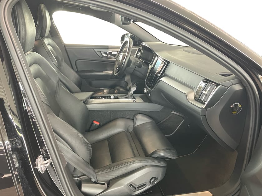 Bild 4 av Volvo V60 D4 AWD R-Design