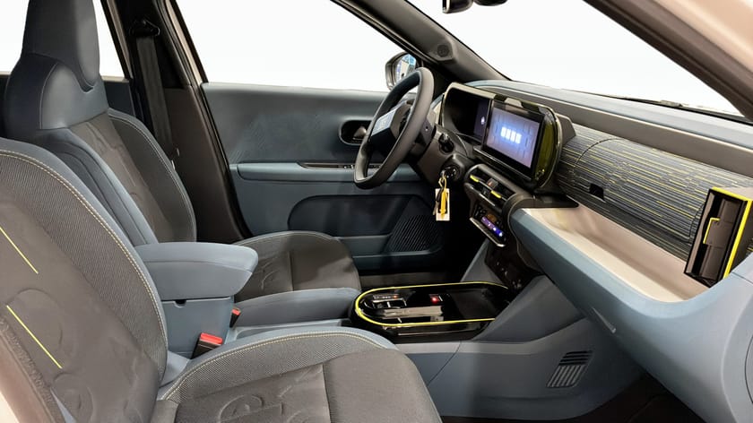 Bild 3 av Fiat Grande Panda Hybrid 110HK DCT6 FWD ICON