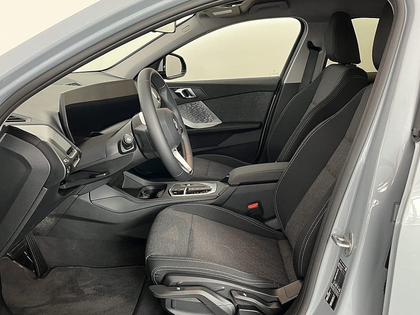 Bild 5 av BMW 120 4,95 ränta M Sport ParkAssist Rattvärme Aut Backkamera