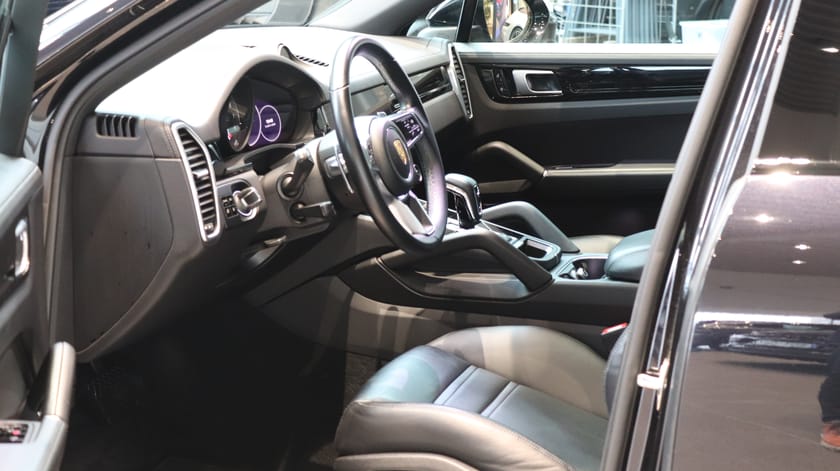 Bild 4 av Porsche Cayenne Coupé E-Hybrid 
