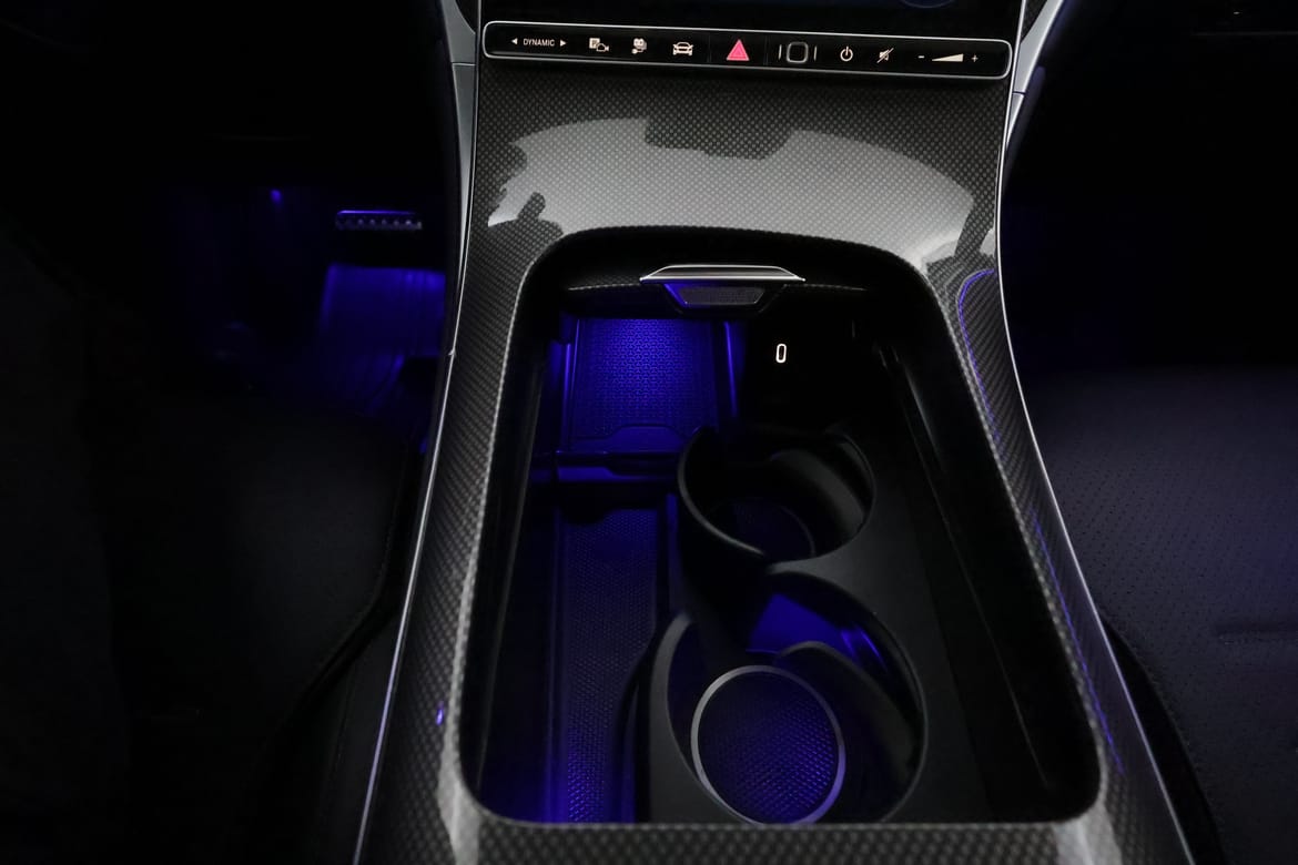 Mercedes-Benz GLC 2023 - miniatyr 20