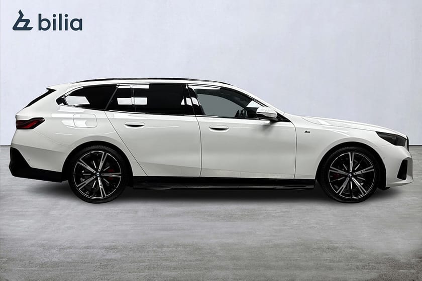 Bild 2 av BMW 530e xDrive Touring Touring-B&W-M Sport Pro