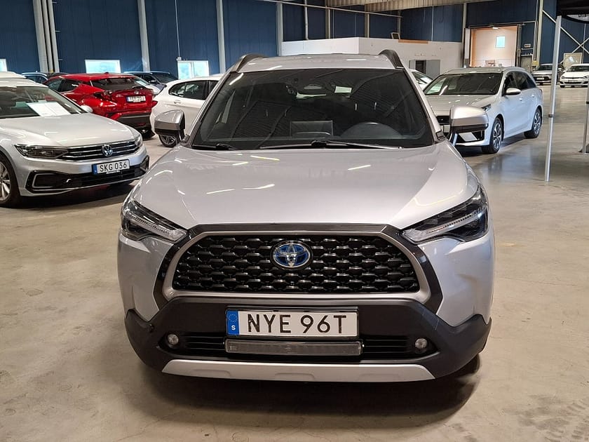 Bild 5 av Toyota Corolla Cross Hybrid AWD-i e-CVT Style