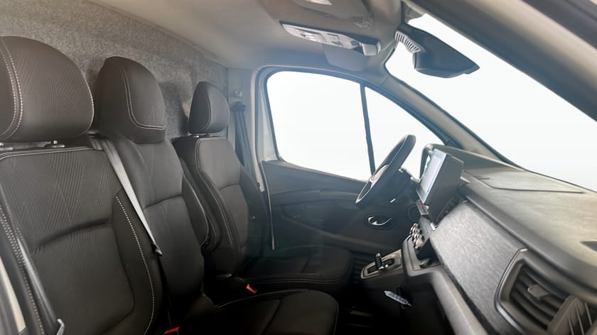 Bild 5 av Renault Trafic Skåpbil L2H1 NORDIC LINE DCI 150 AUTOMAT