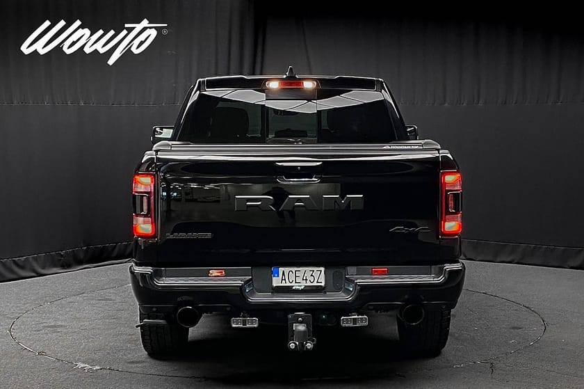 Bild 5 av RAM 1500 Crew Cab Dodge 5.7 395HK Laramie Night Edition /Värmare/Moms