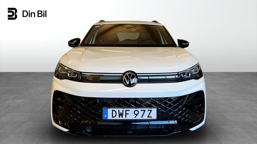 Bild 4 av Volkswagen Tiguan R-LINE TDI 4M- Fyrhjulsdrivet med sportig design!