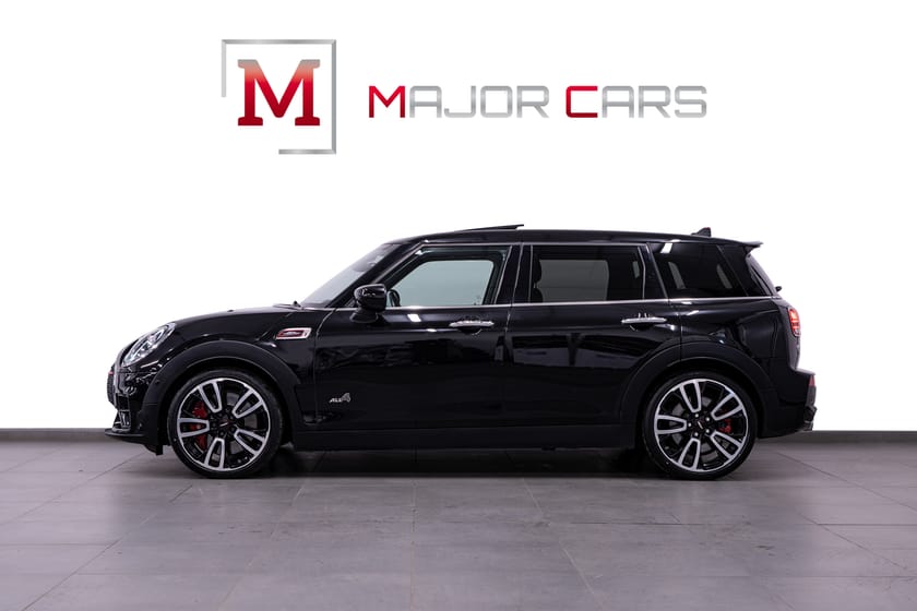 Bild 3 av MINI John Cooper Works ALL4 Clubman Chili II Pano H/K HuD Skinn Maximize 306hk