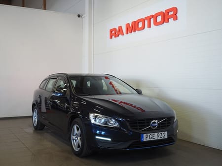 Volvo V60 T3 Business Kinetic 152hk | Bluetooth | PDC |