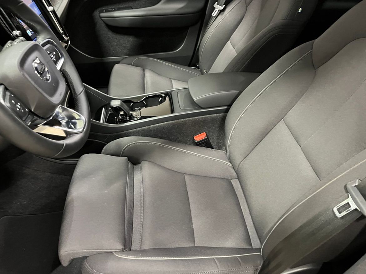 Volvo XC40 2023 - miniatyr 8