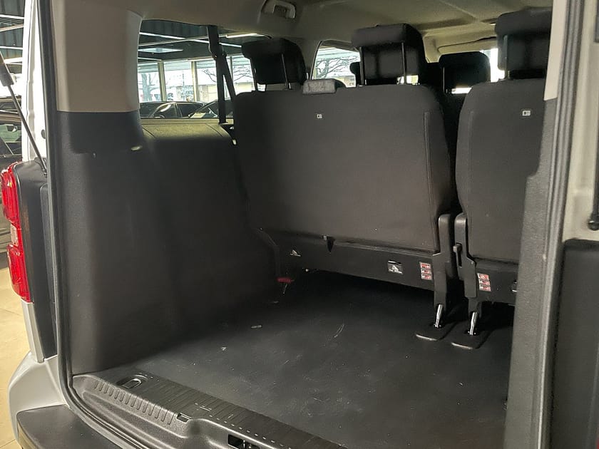 Bild 4 av Citroën Spacetourer 2.0 BlueHDi 145 hk, 9 sits, tonade rutor, apple carplay