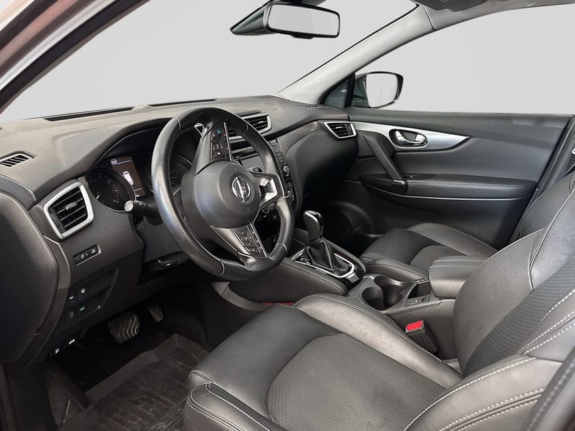 Bild 3 av Nissan Qashqai 1.3 DIG-T DCT 160hk Tekna
