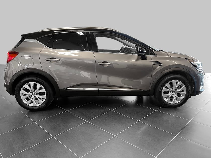 Bilde 5 av Renault Captur E-TECH Plugin-Hybrid 160 LAV KM Navi/Ryggekamera/Automat