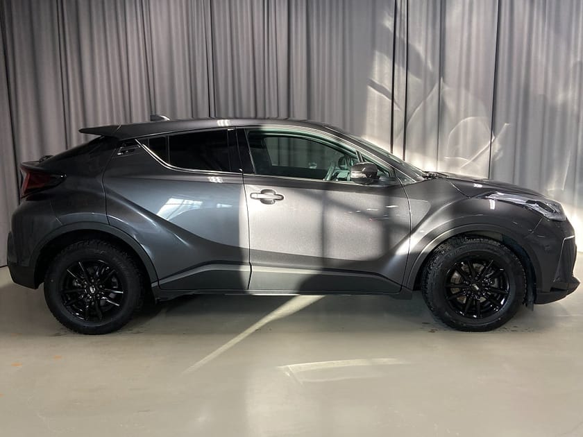 Bild 4 av Toyota C-HR Hybrid 122hk X-Edition Navi Backkamera