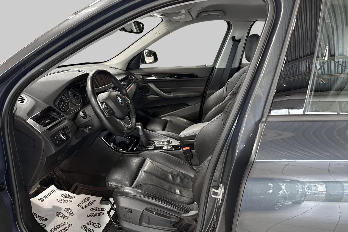 picture of a car