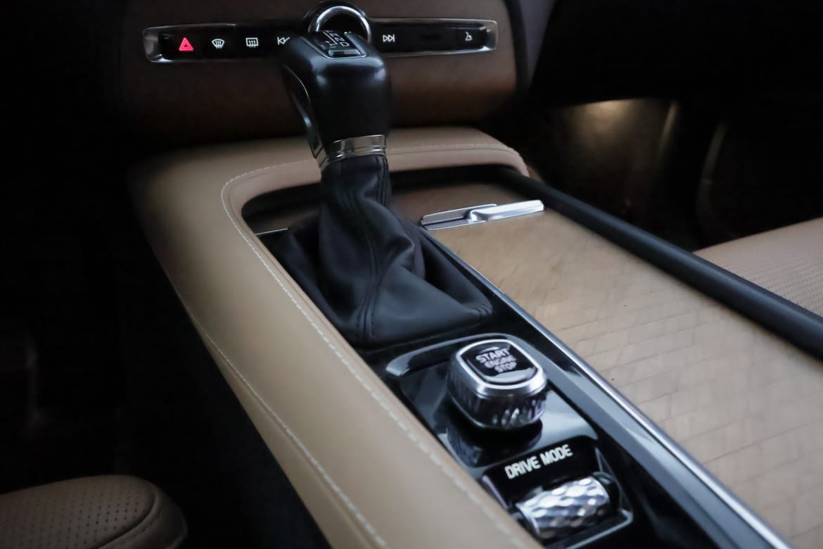 Volvo XC90 2019 - miniatyr 23