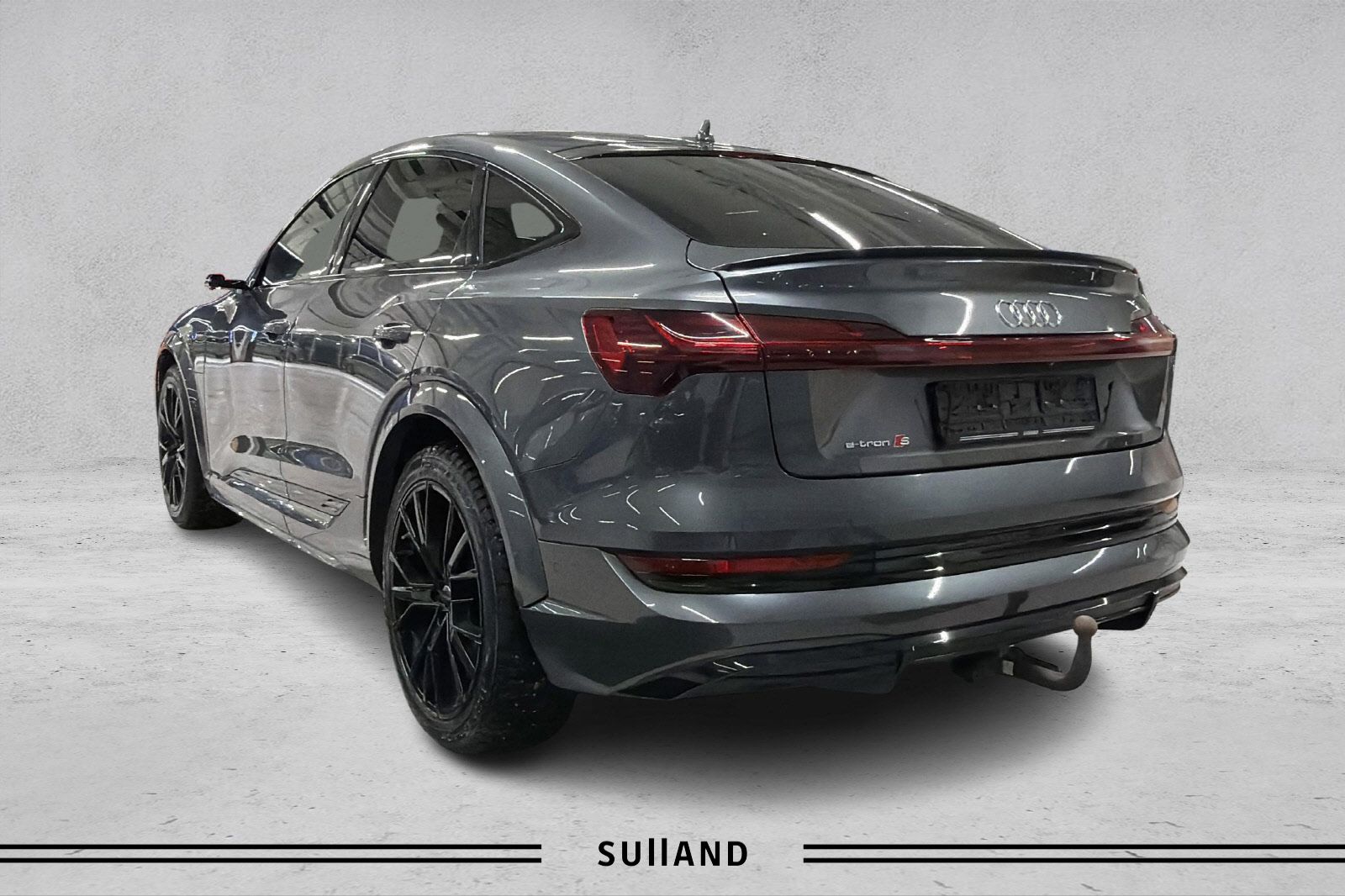 Thumnail bilde 2 av Audi e-tron S Sportback quattro