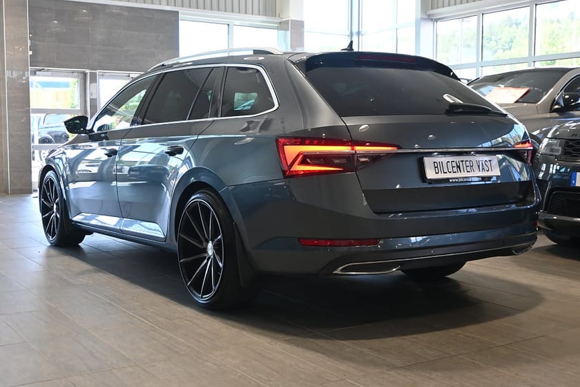 Bild 3 av Škoda Superb iV Kombi Skoda 1.4 Plug-in Hybrid L&K Business Adventure