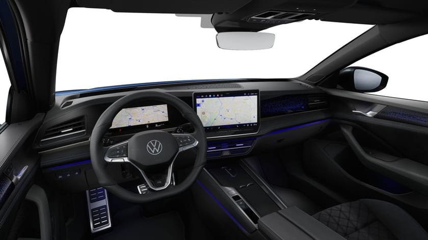 Bild 3 av Volkswagen Passat Variant eHybrid 272hk DSG6 R-Line SWE Edition