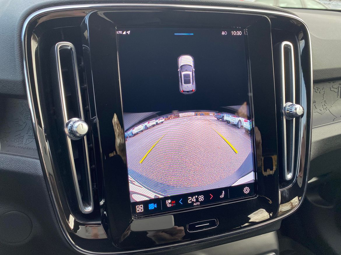 Volvo XC40 2023 - miniatyr 10