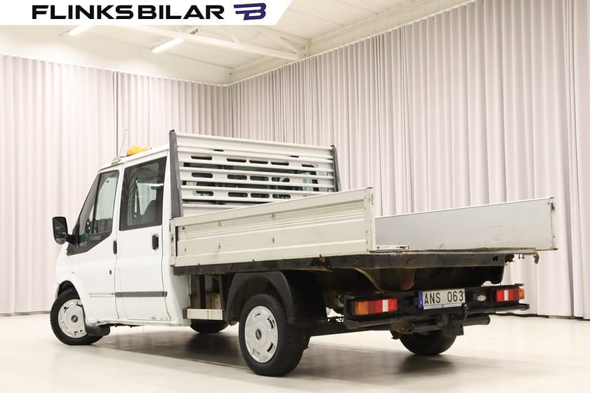 Bild 5 av Ford Transit T300 Chassis Dubbelhytt 2.2 TDCi 115HK Dubbelhytt|7-Sits|Flak|Momsbil